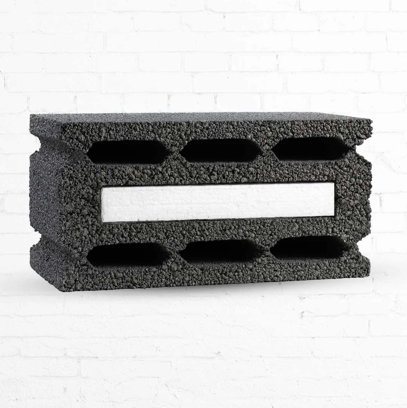 بركاني معزول أبيض 20*20*40